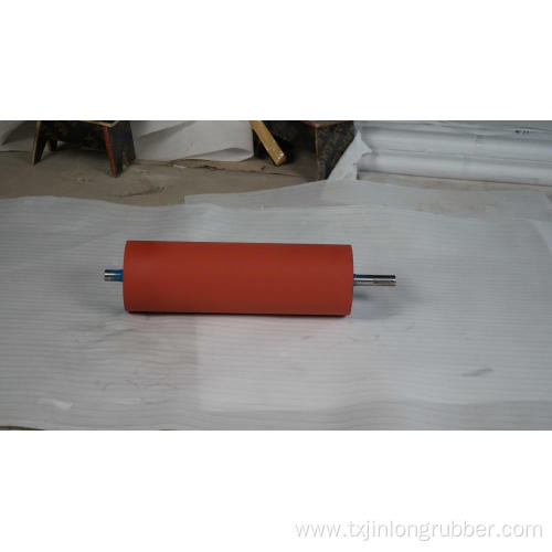 Rubber roller for hot stamping